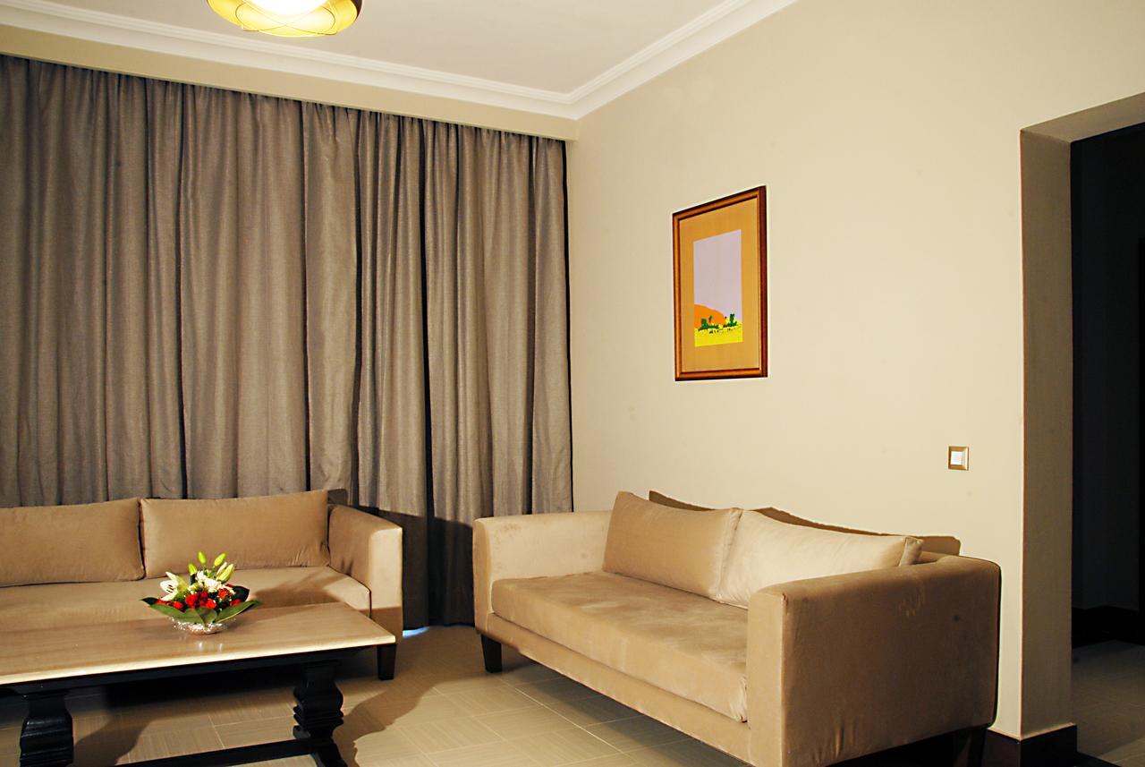Oasis Palm Hotel Kulmim Zewnętrze zdjęcie