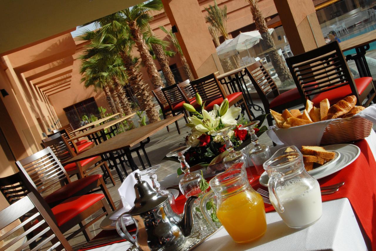 Oasis Palm Hotel Kulmim Zewnętrze zdjęcie