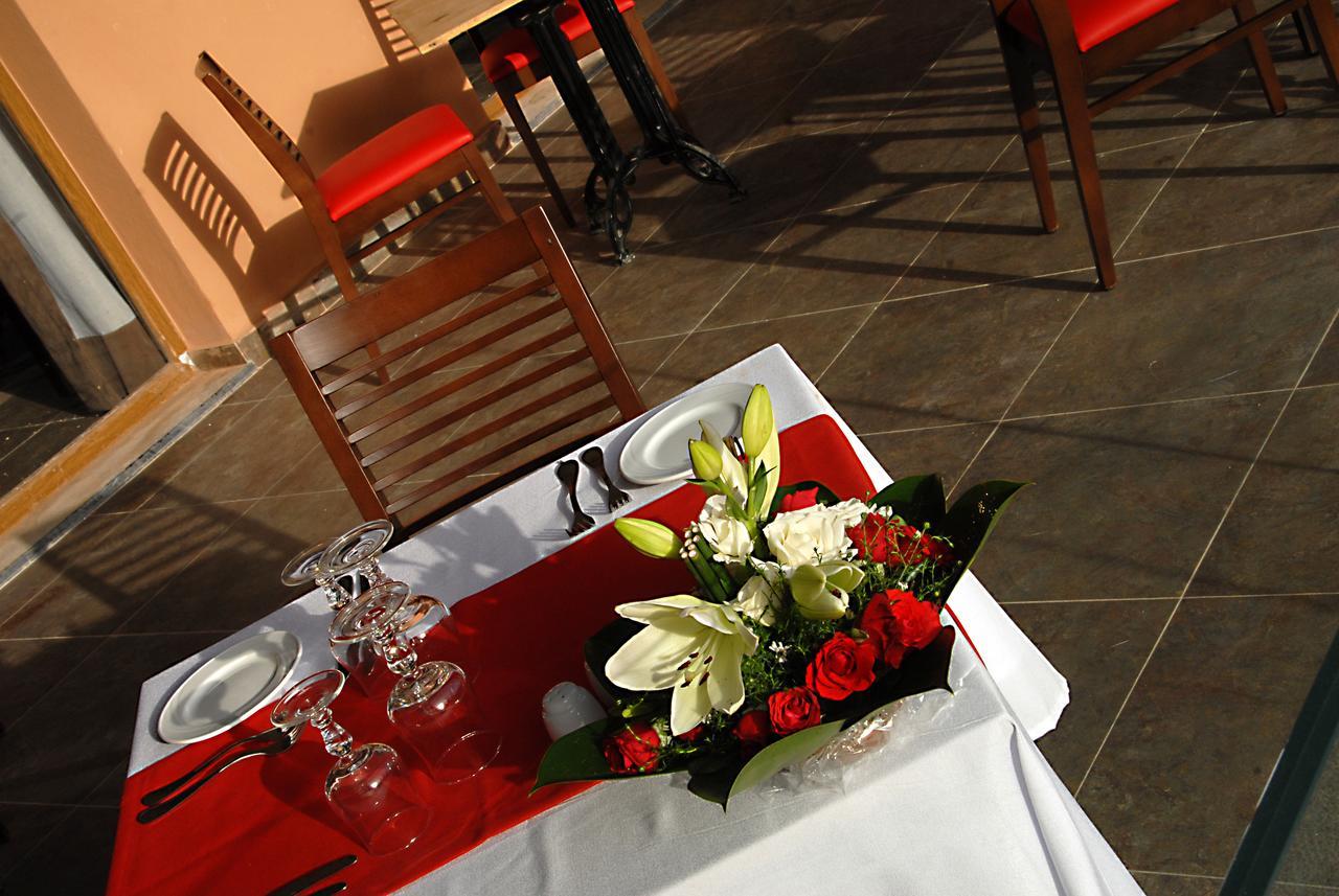 Oasis Palm Hotel Kulmim Zewnętrze zdjęcie