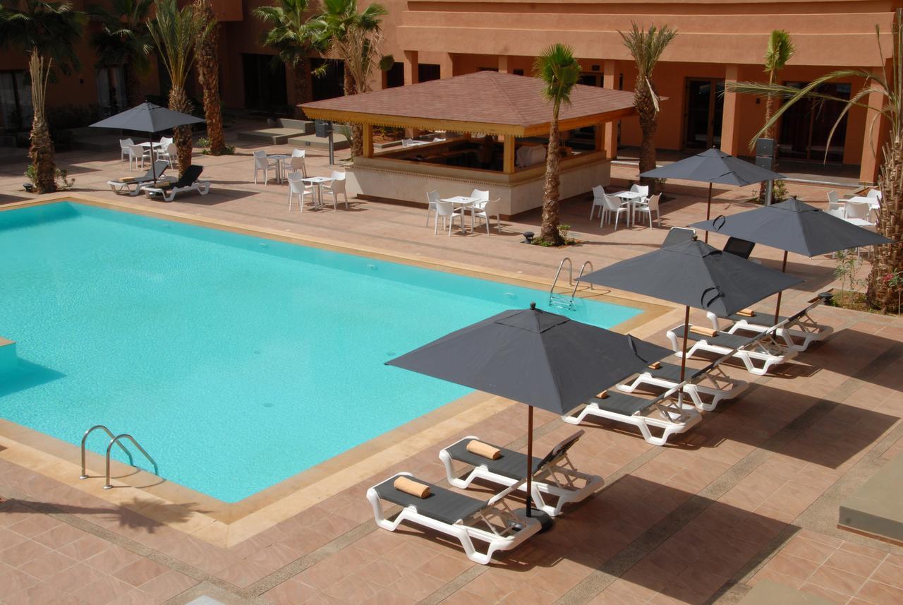 Oasis Palm Hotel Kulmim Zewnętrze zdjęcie